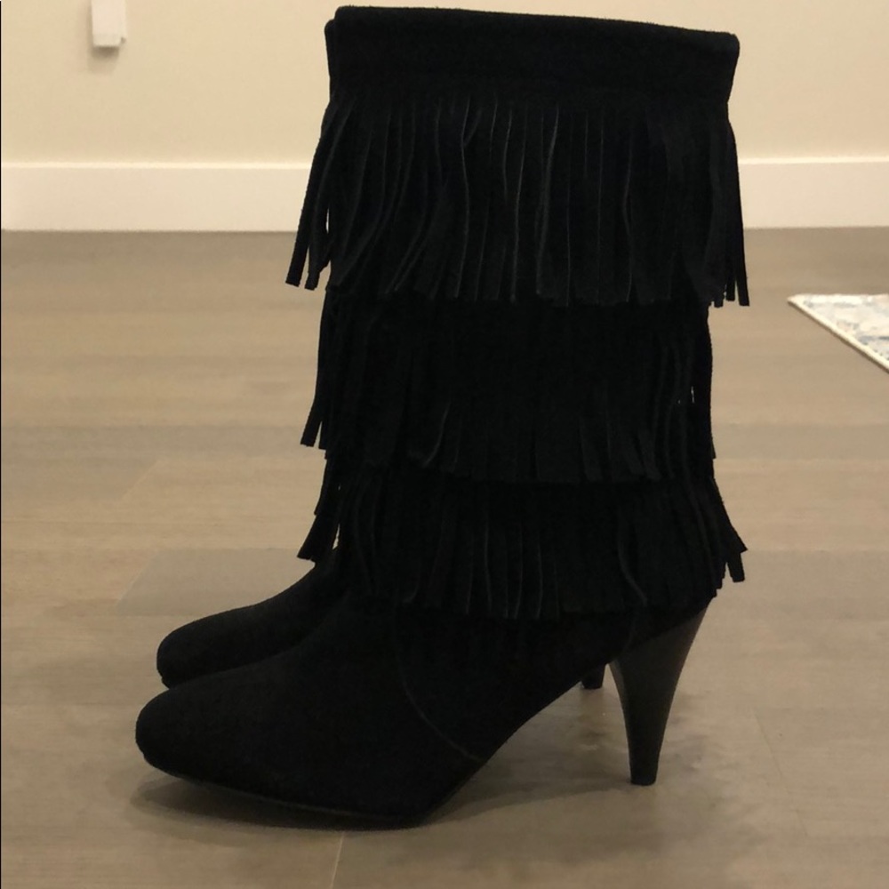 Black fringe boots size 6.5